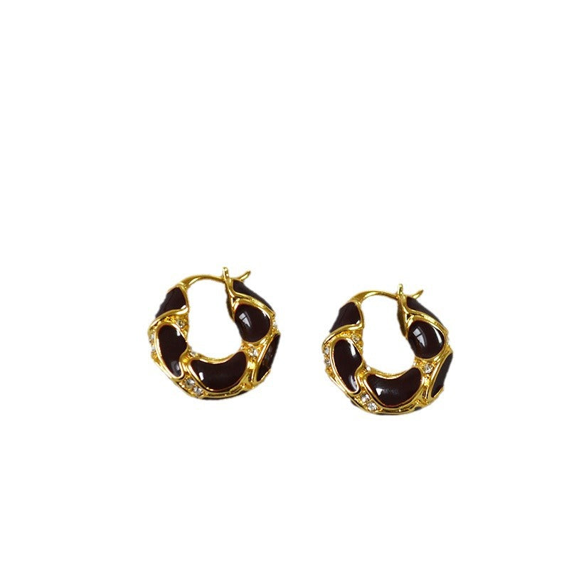 Elegant Gold Earring for Every Occasion