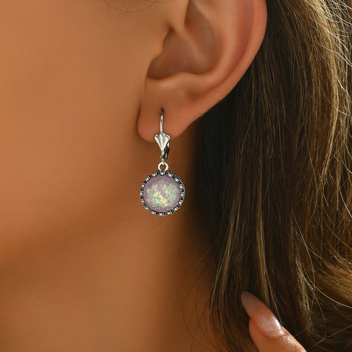 Charming Earring for Any Occasion