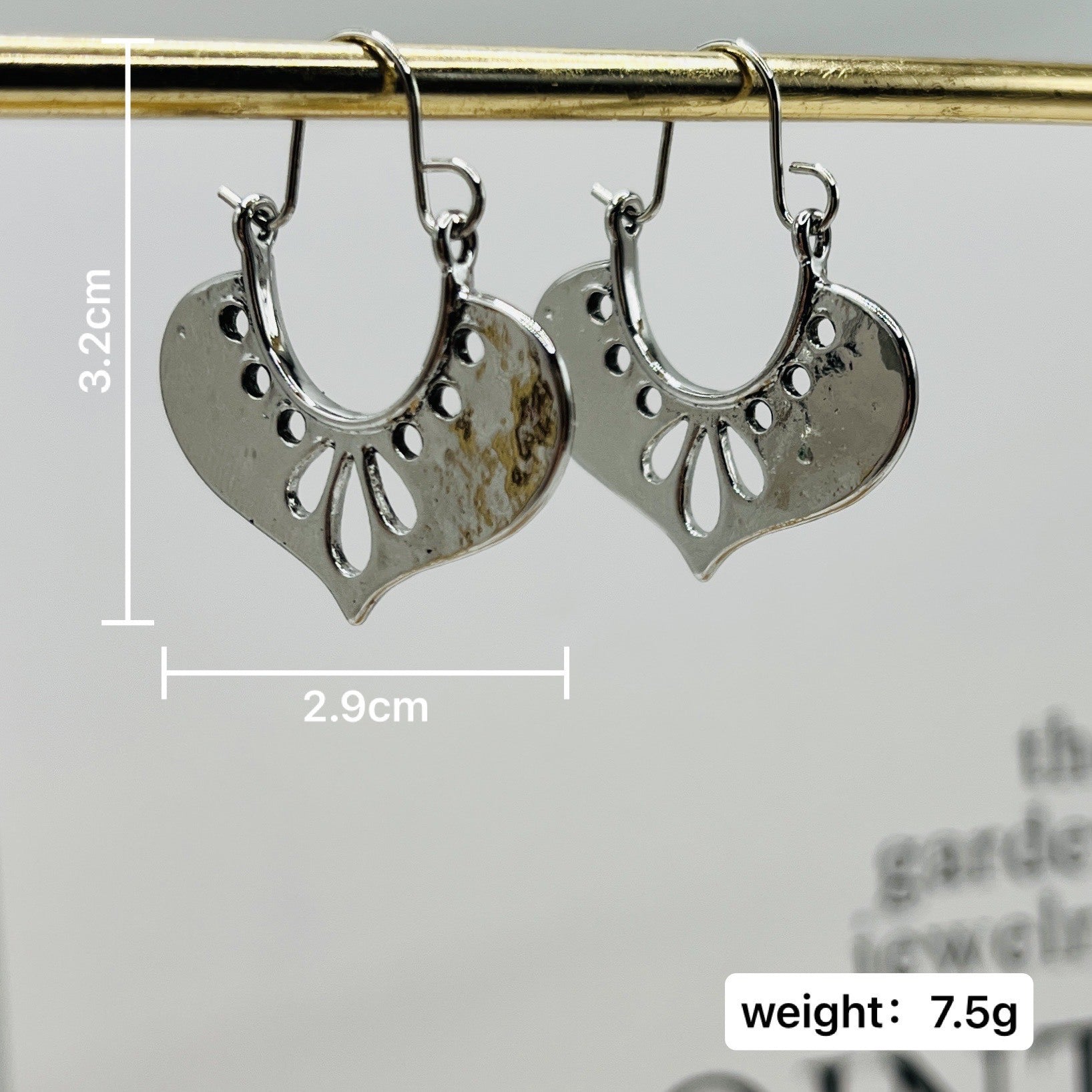 Romantic Earring for Special Moments