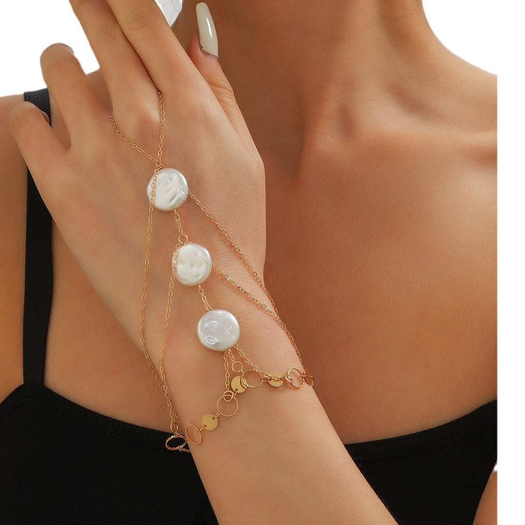 Stunning Pearl Bracelet for Daily Wear