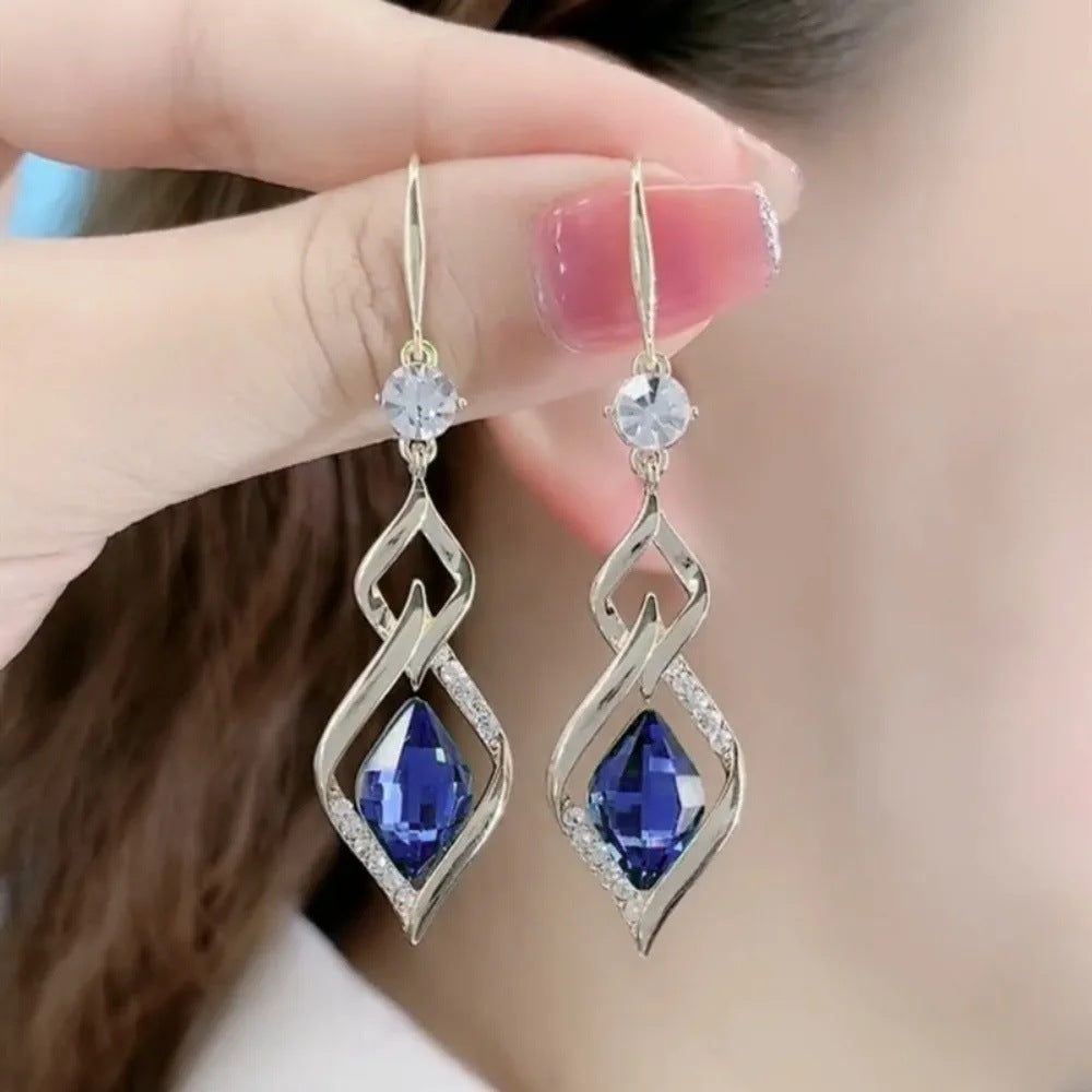 Stunning Earring for Daily Wear