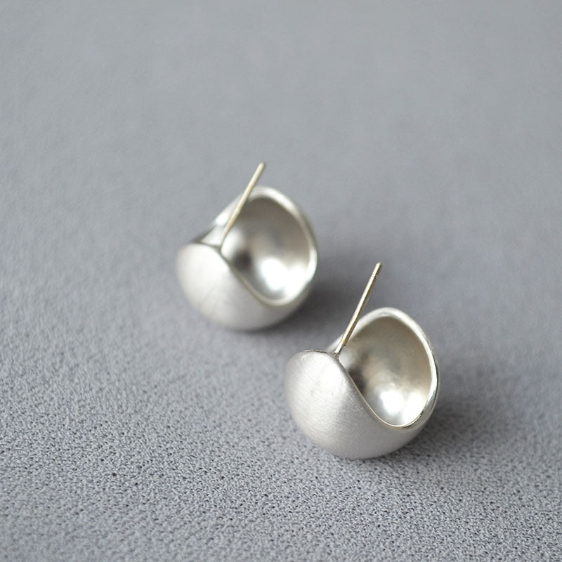 Beautiful Gold Earring with Unique Style