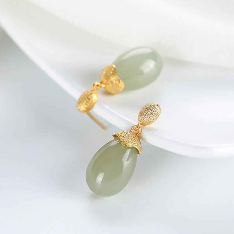 Classic Silver Earring with Timeless Appeal