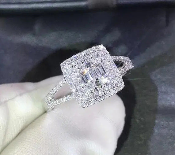 Classic Ring with Timeless Appeal