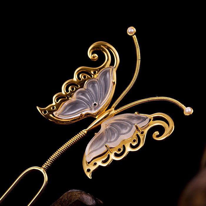 Beautiful Gold Piece with Unique Style