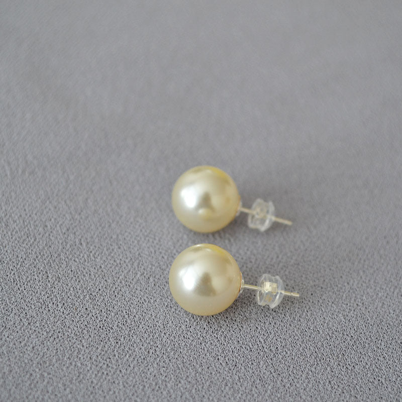 Stunning Silver Earring for Daily Wear