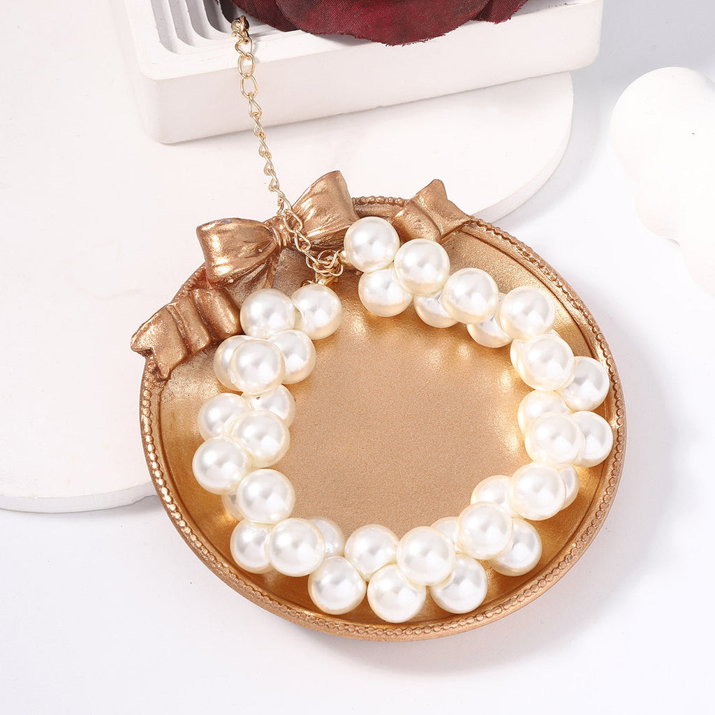 Charming Pearl Necklace for Any Occasion