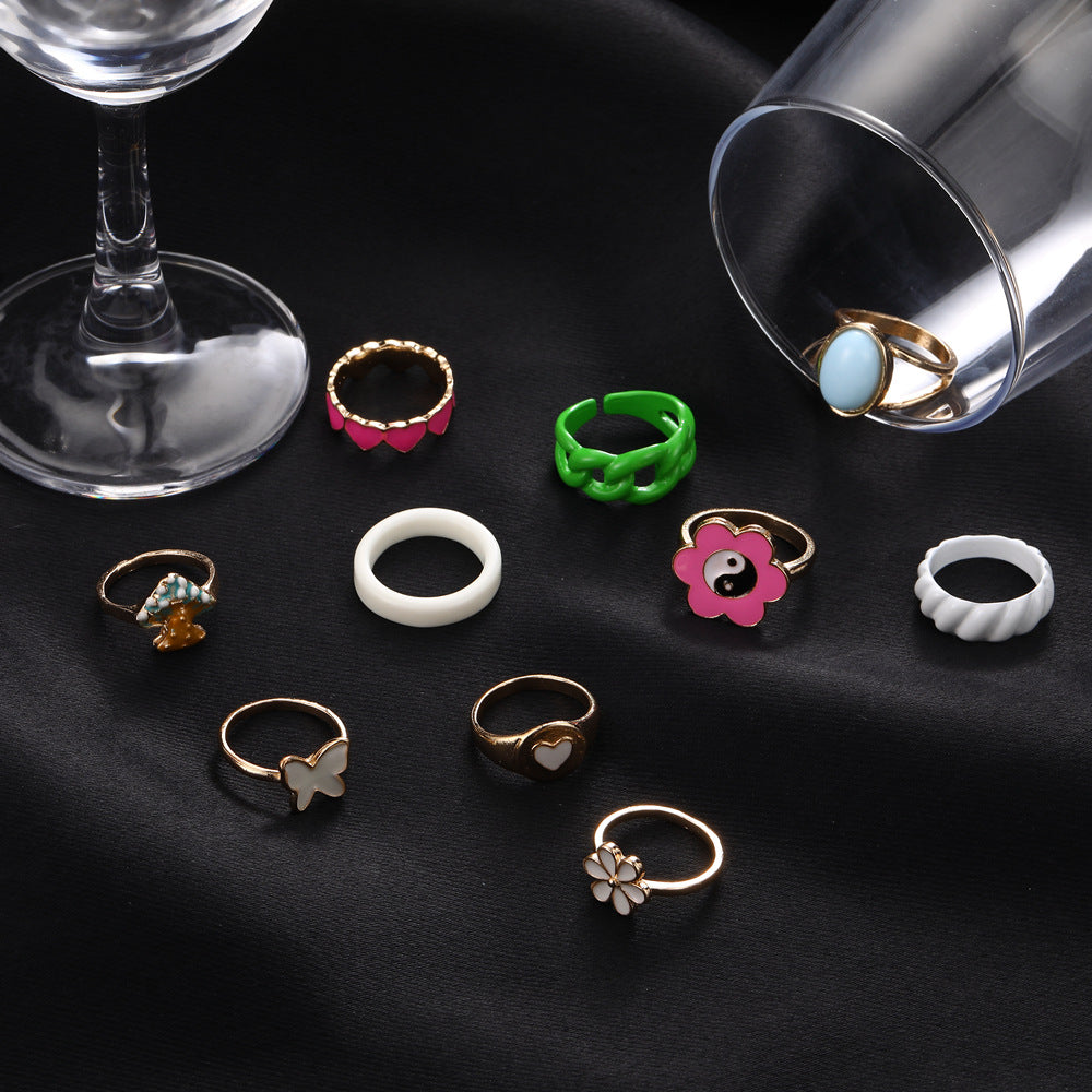 Beautiful Set with Unique Style
