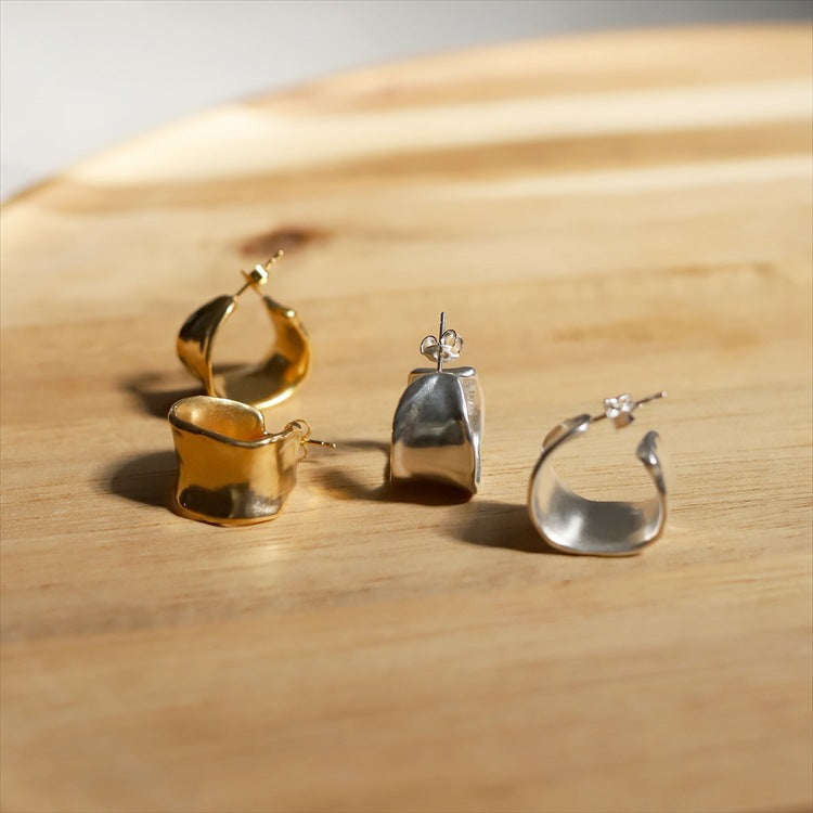 Elegant Gold Earring for Every Occasion