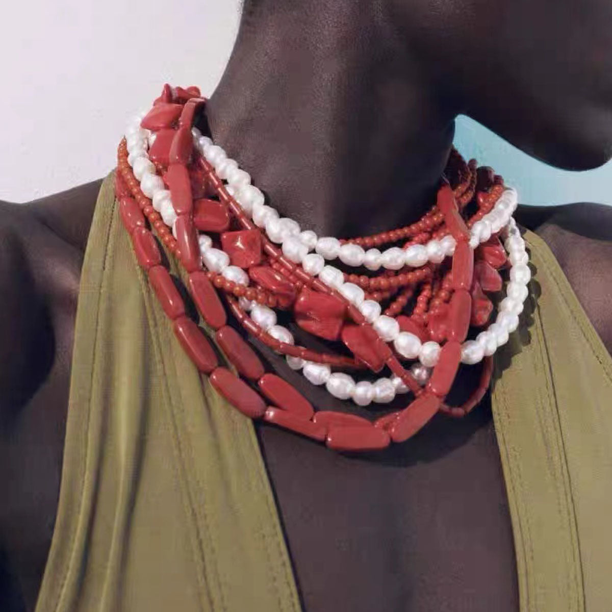 Romantic Pearl Necklace for Special Moments
