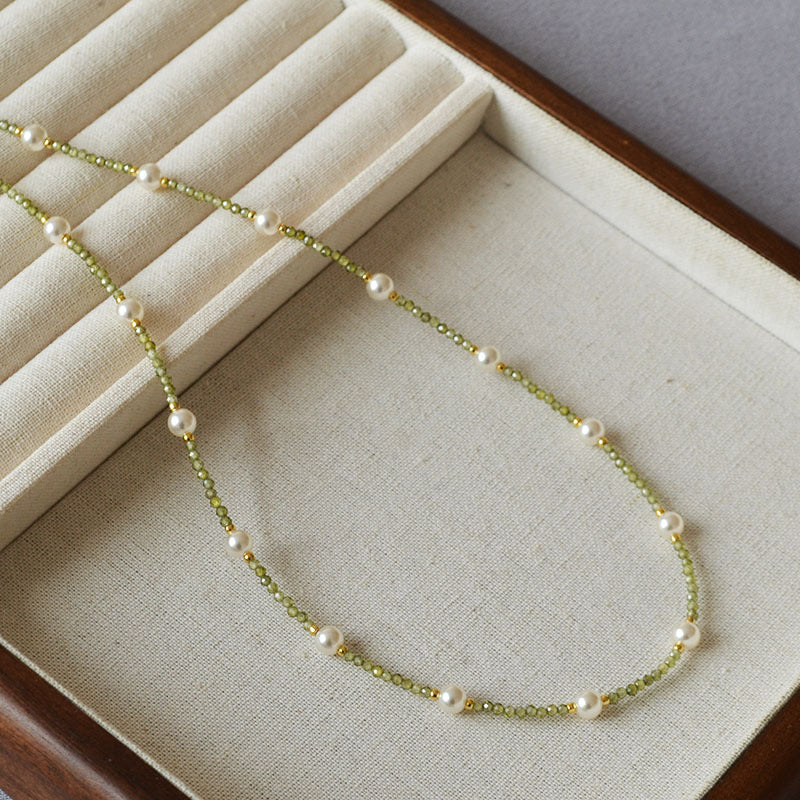 Charming Pearl Necklace for Any Occasion