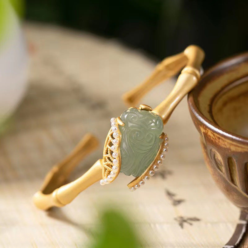 Stunning Gold Bracelet for Daily Wear