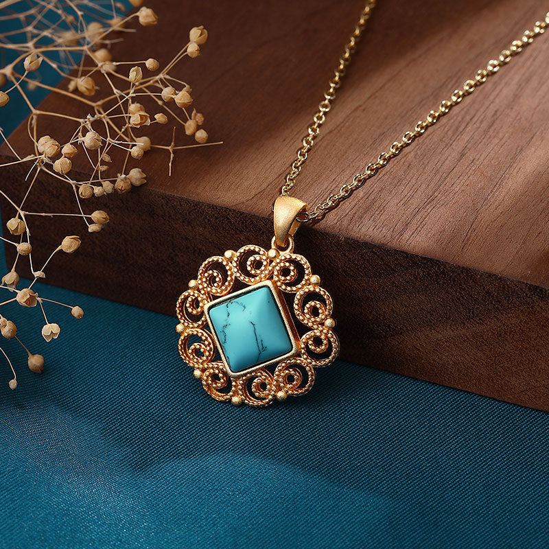 Elegant Gold Necklace for Every Occasion
