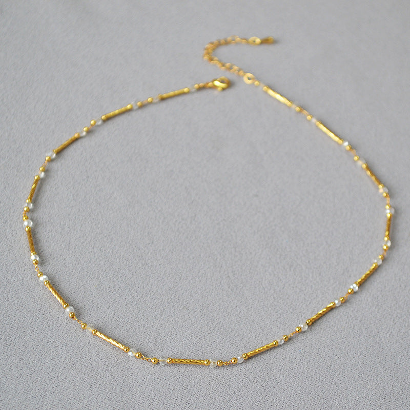 Romantic Gold Necklace for Special Moments