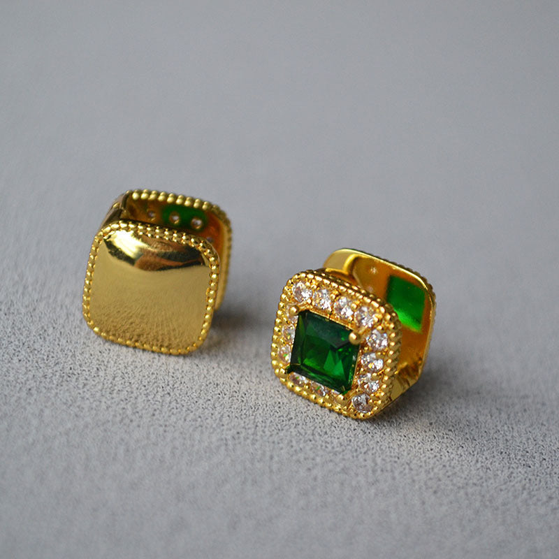 Romantic Gold Earring for Special Moments