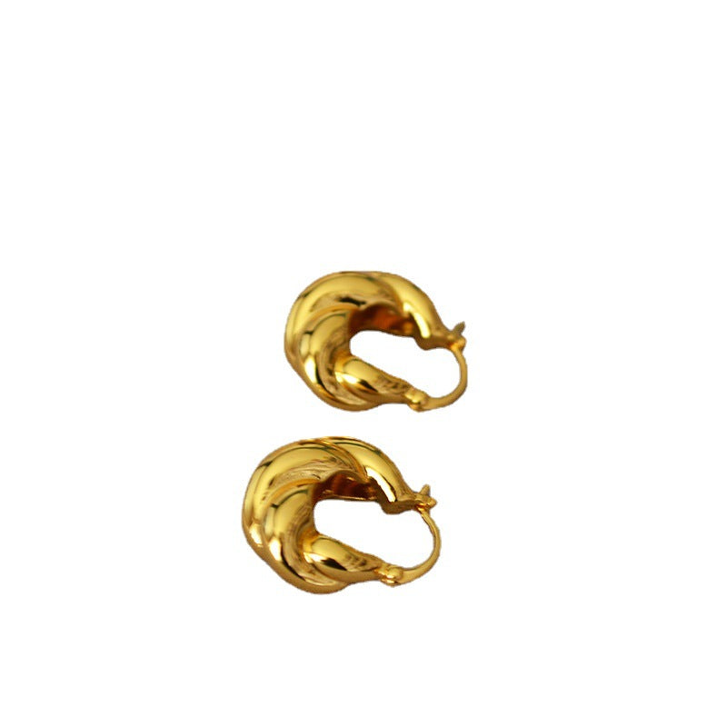 Beautiful Gold Earring with Unique Style