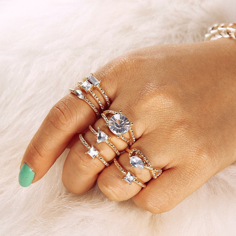 Beautiful Gold Set with Unique Style