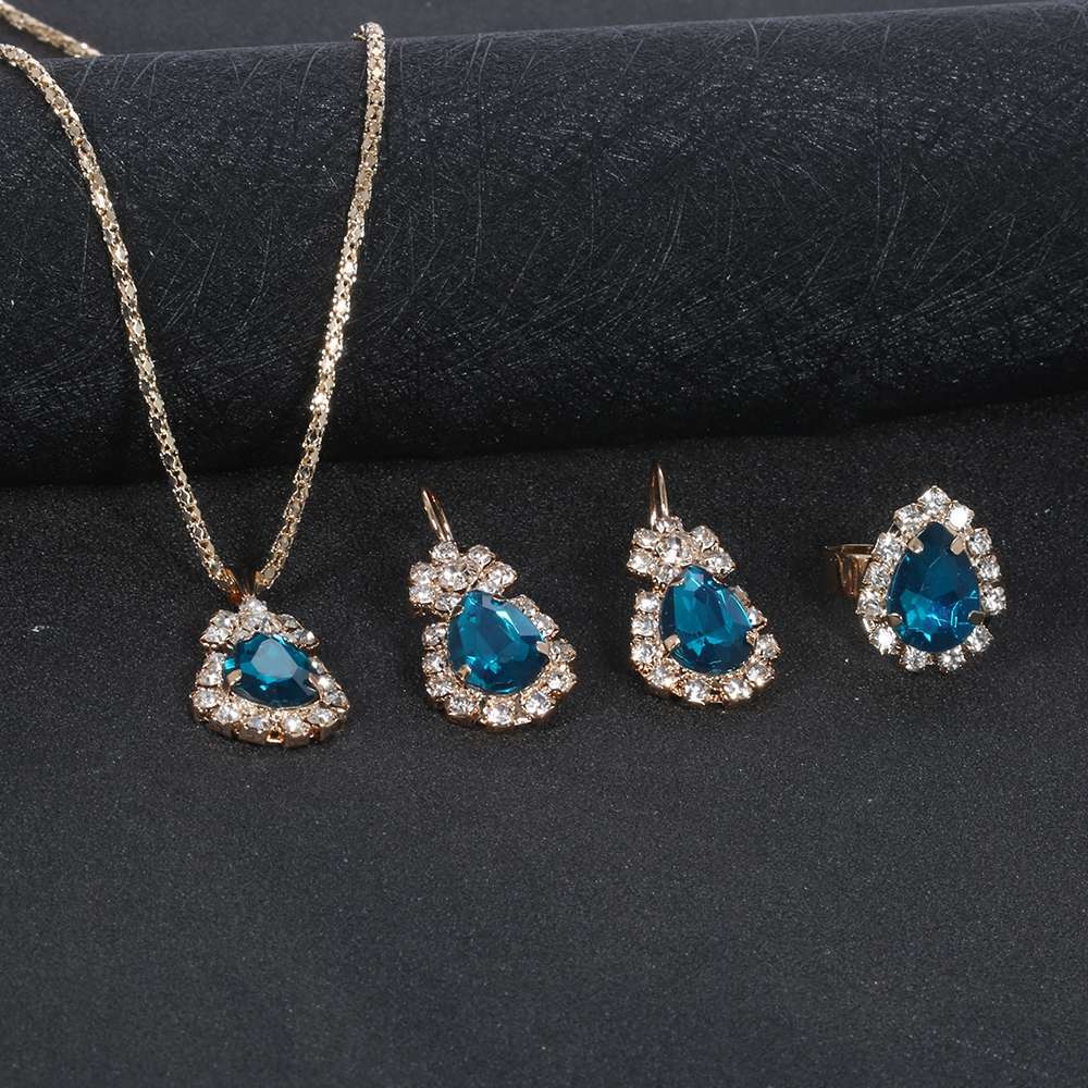 Beautiful Set with Unique Style