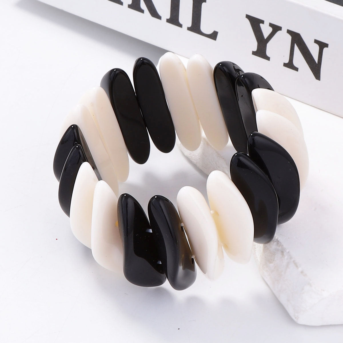 Charming Piece for Any Occasion