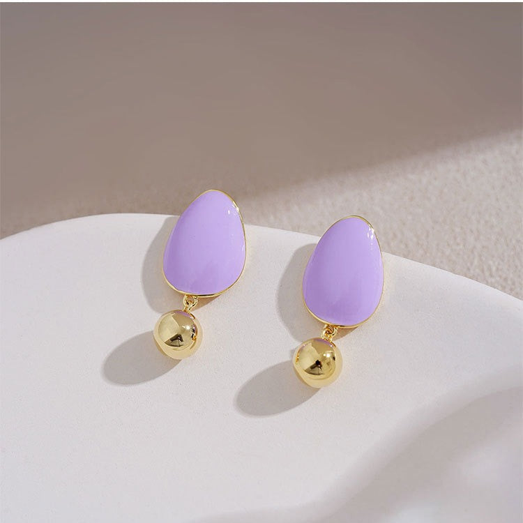 Classic Earring with Timeless Appeal