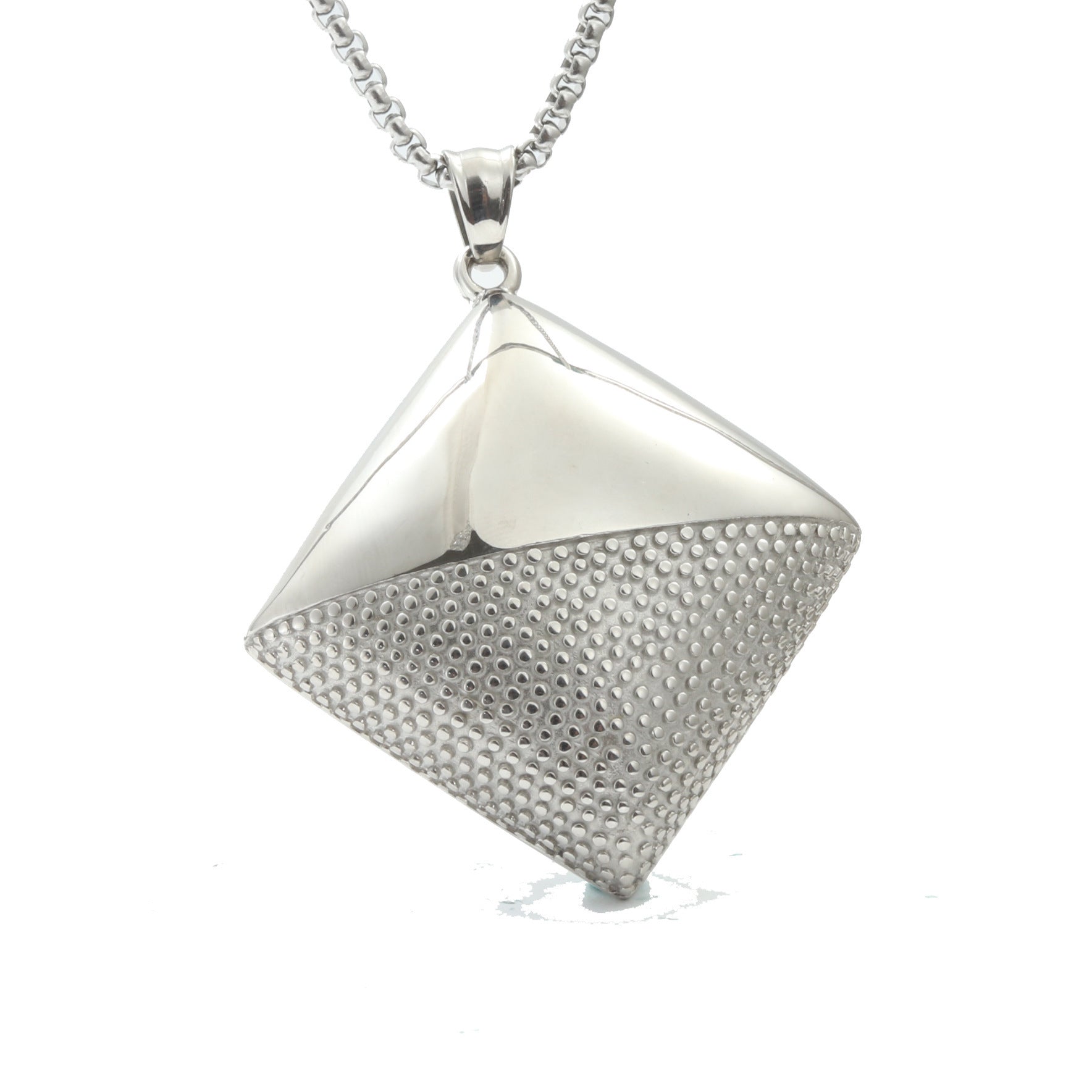 Stunning Necklace for Daily Wear