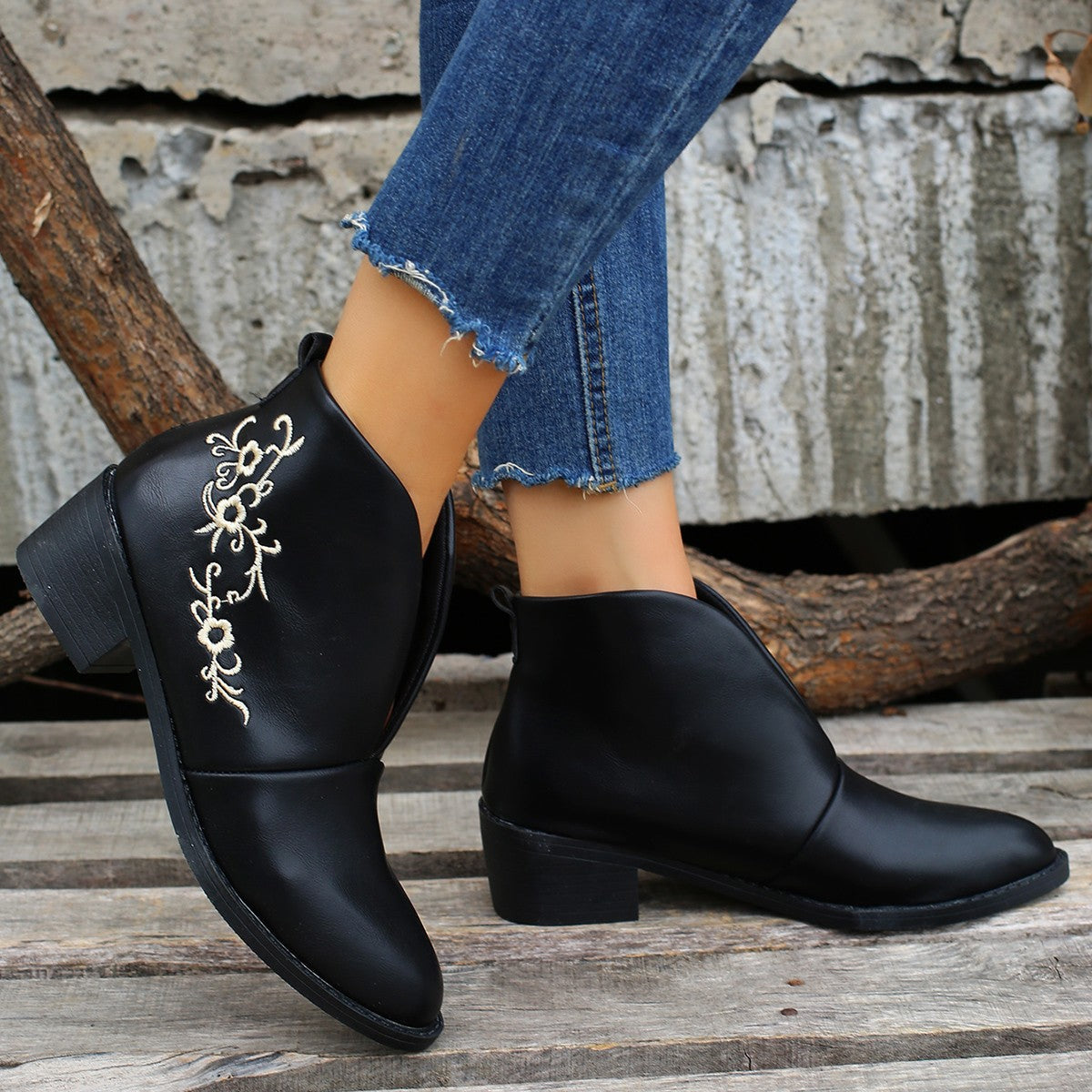 Graceful Orthopedic Boots for Modern Look