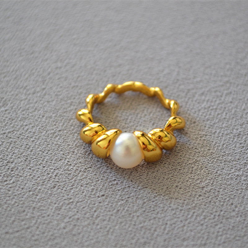 Elegant Gold Ring for Every Occasion