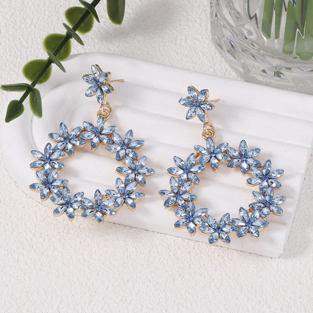 Charming Earring for Any Occasion