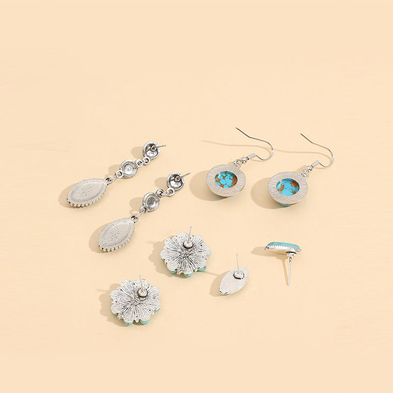 Classic Set with Timeless Appeal