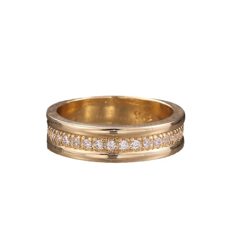 Romantic Gold Ring for Special Moments