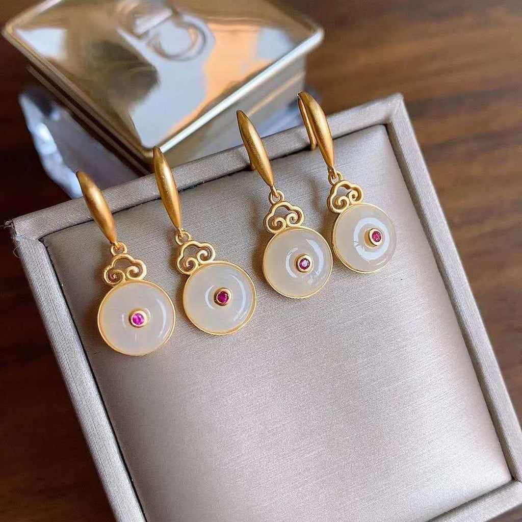 Beautiful Silver Earring with Unique Style