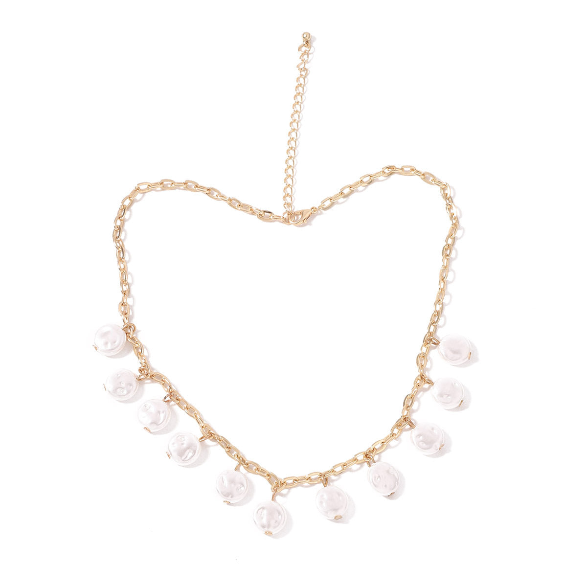 Classic Pearl Necklace with Timeless Appeal