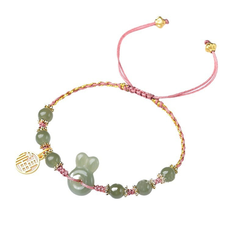 Charming Silver Bracelet for Any Occasion