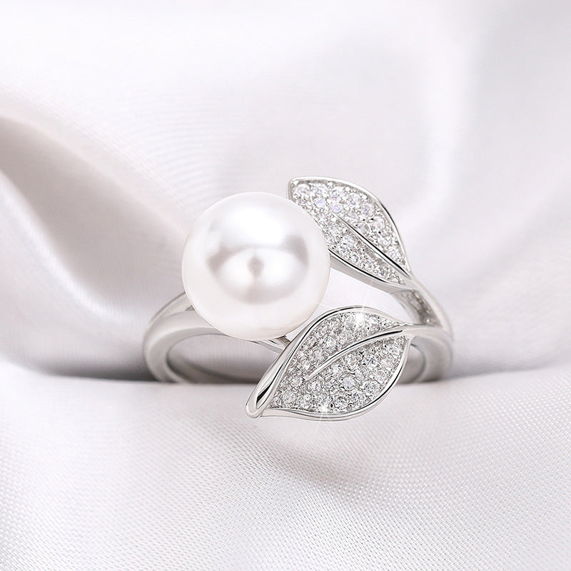 Charming Pearl Ring for Any Occasion