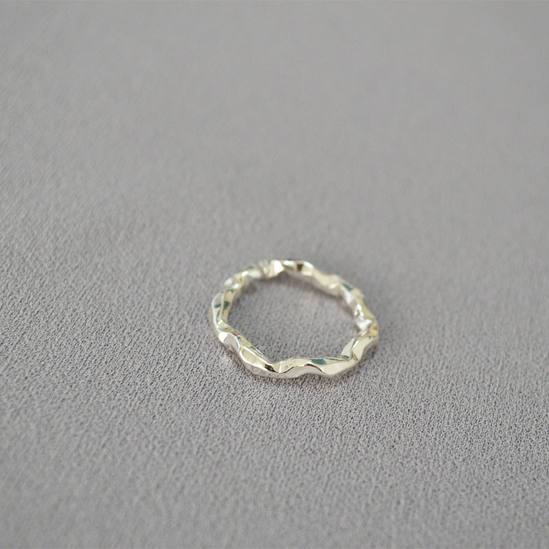 Romantic Gold Ring for Special Moments