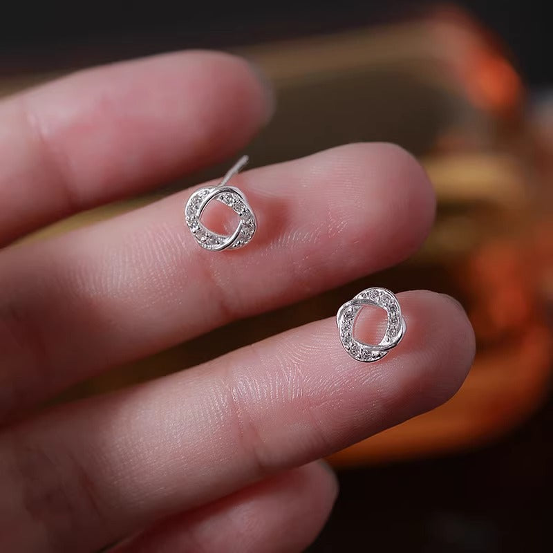 Romantic Earring for Special Moments