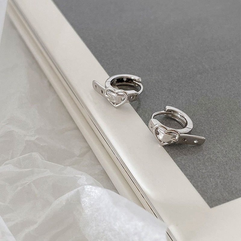 Charming Earring for Any Occasion