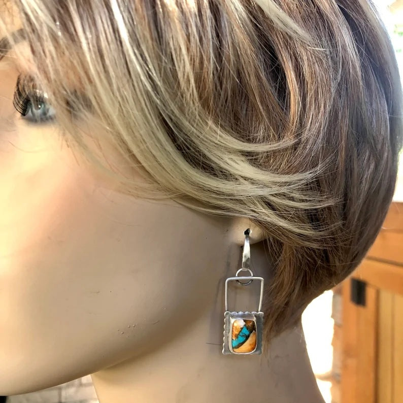 Elegant Silver Earring for Every Occasion