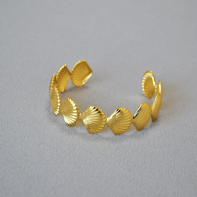 Elegant Gold Bracelet for Every Occasion