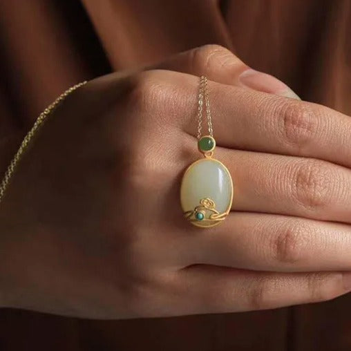Romantic Necklace for Special Moments