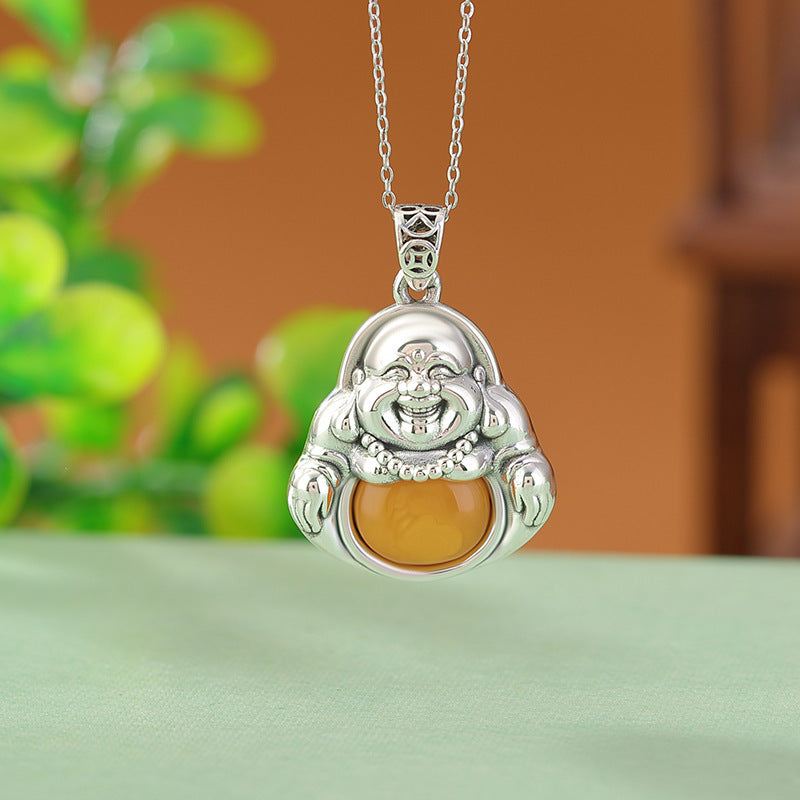 Classic Silver Pendant with Timeless Appeal