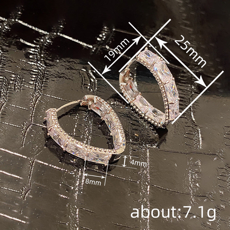 Stunning Earring for Daily Wear