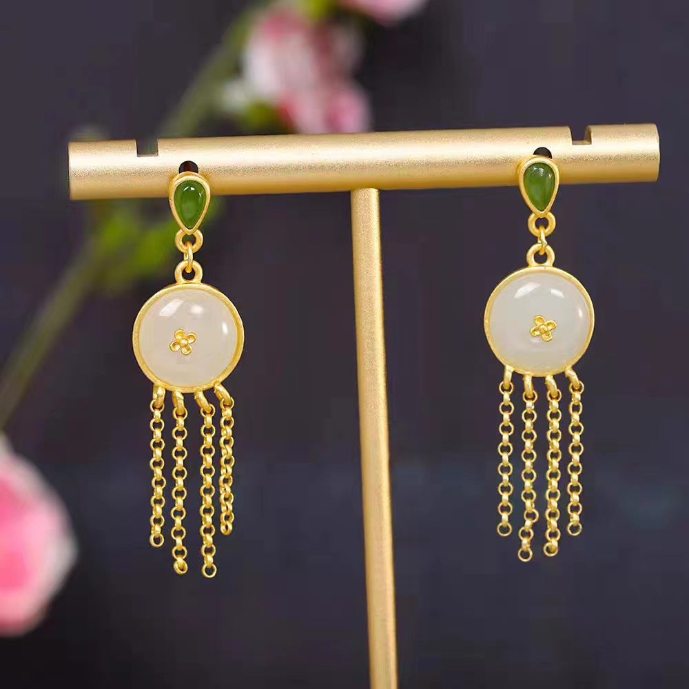 Classic Earring with Timeless Appeal