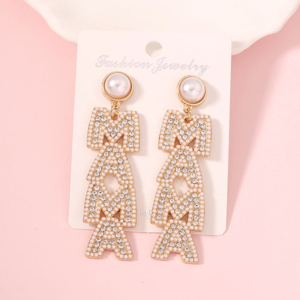 Classic Pearl Earring with Timeless Appeal