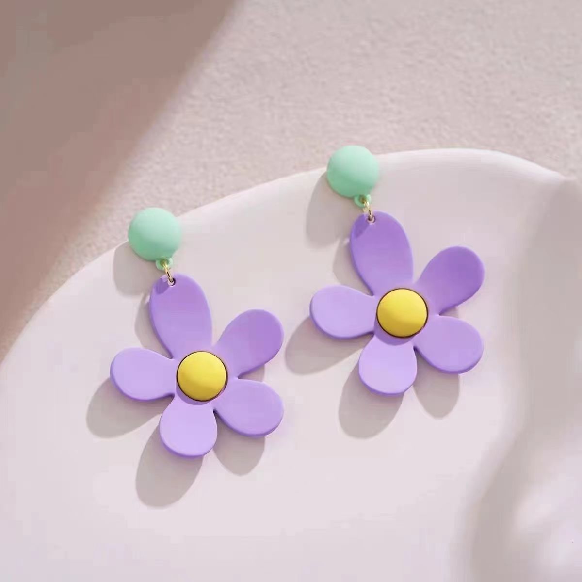 Romantic Earring for Special Moments