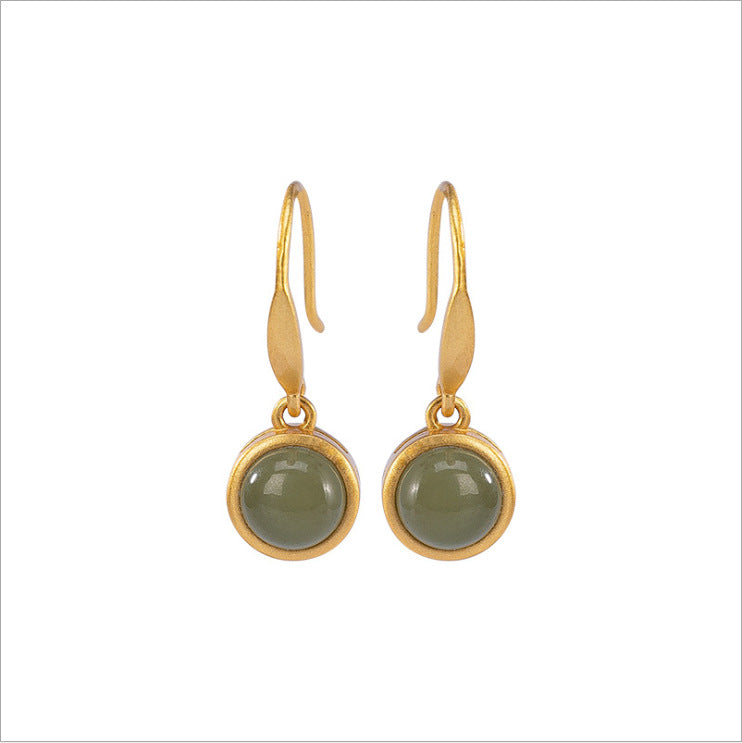 Charming Gold Earring for Any Occasion