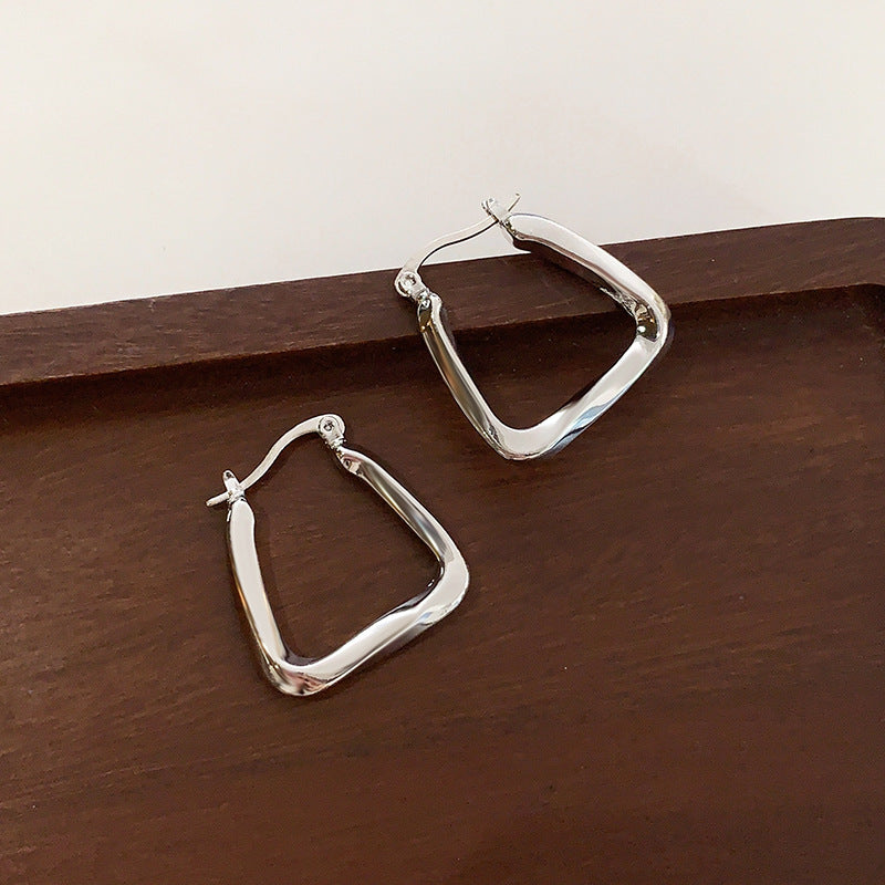 Stunning Earring for Daily Wear