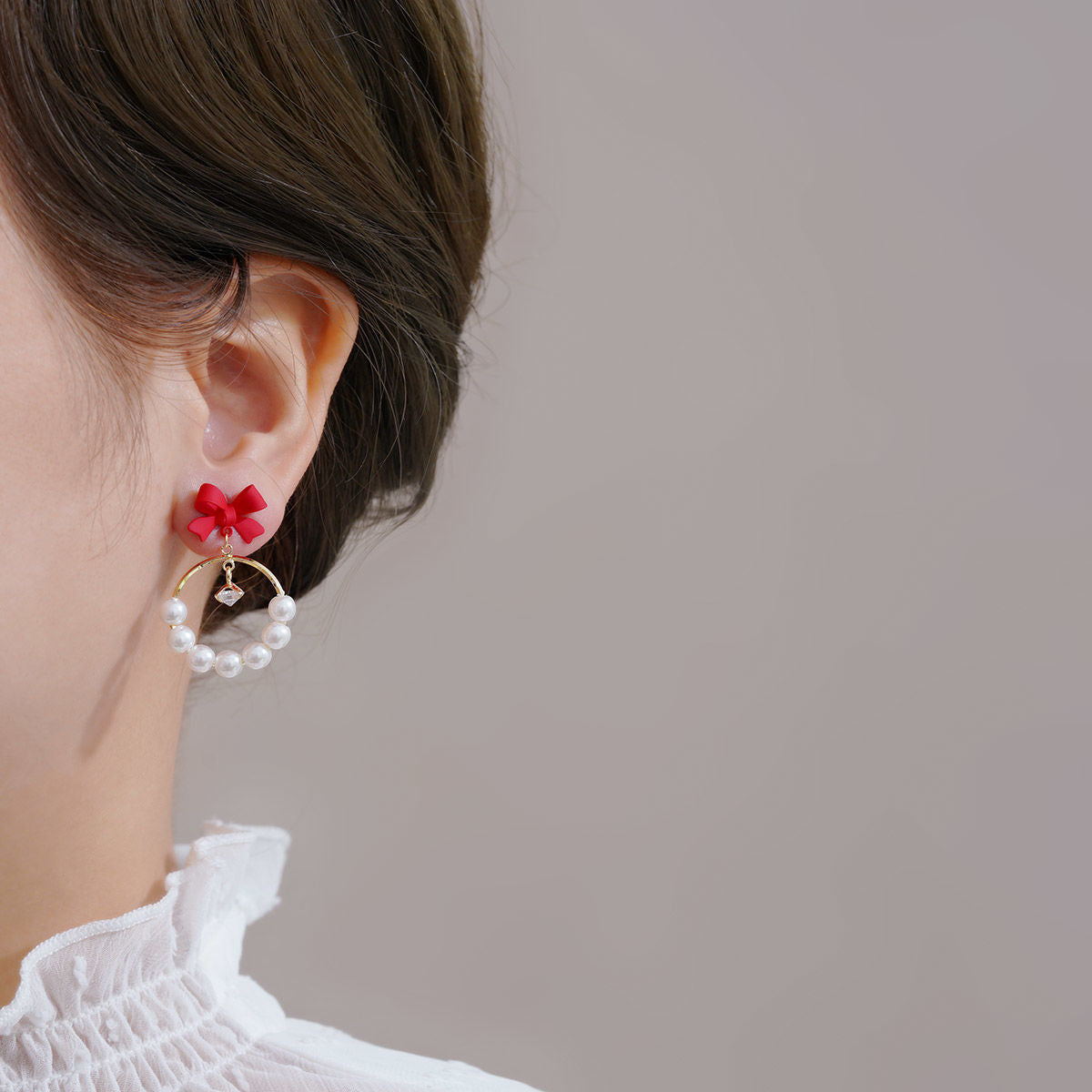 Stunning Pearl Earring for Daily Wear