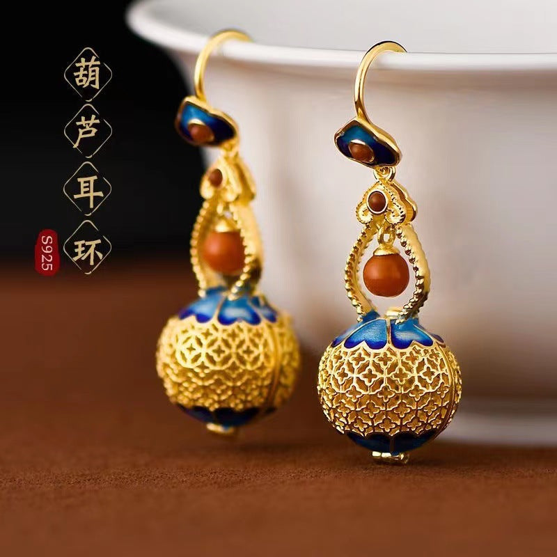 Stunning Gold Earring for Daily Wear