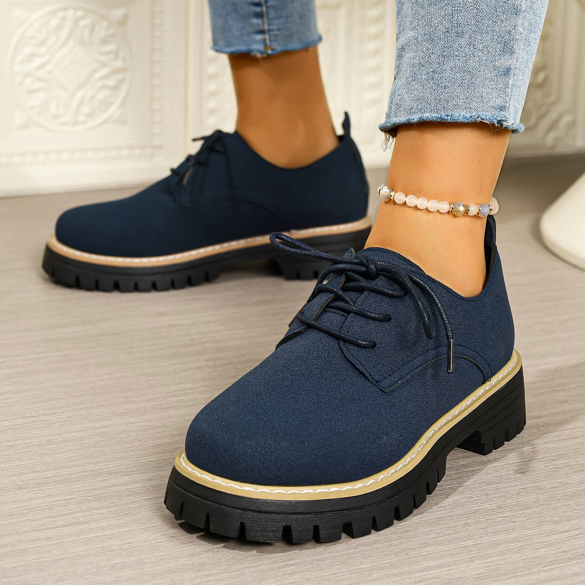Graceful Orthopedic Shoes for Modern Look